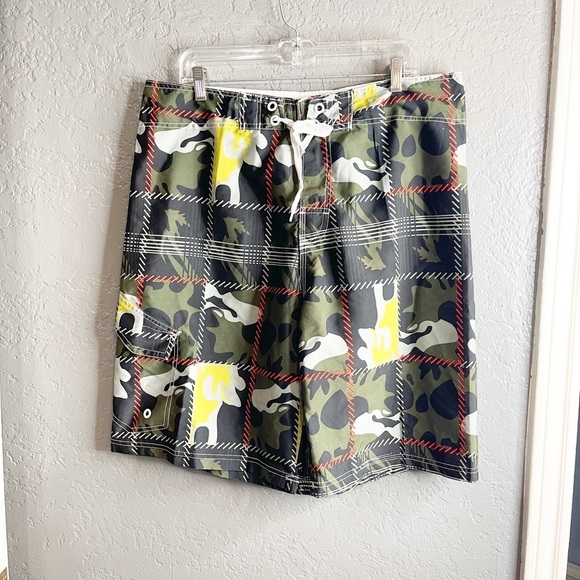 Non Stop Sofich men Camo drawstring size 38 swim shorts - Picture 6 of 9